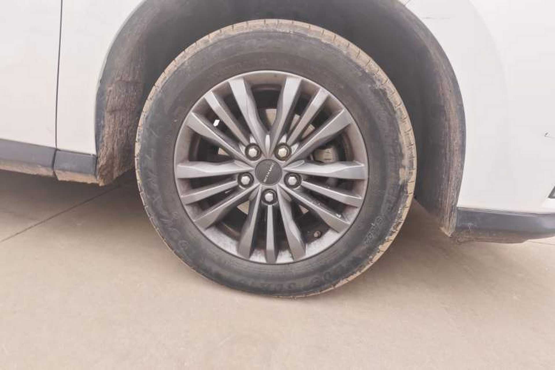 Used SAIC MAXUS G50 2021 1.5T Manual Touring B Right Front Wheel Hub