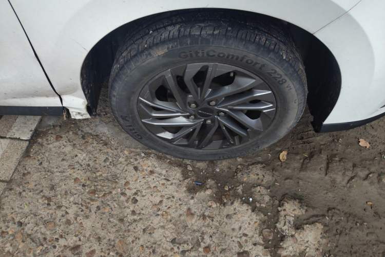 Used SAIC MAXUS G50 2021 PLUS 1.5T Automatic Cruise Version Right Front Wheel Hub
