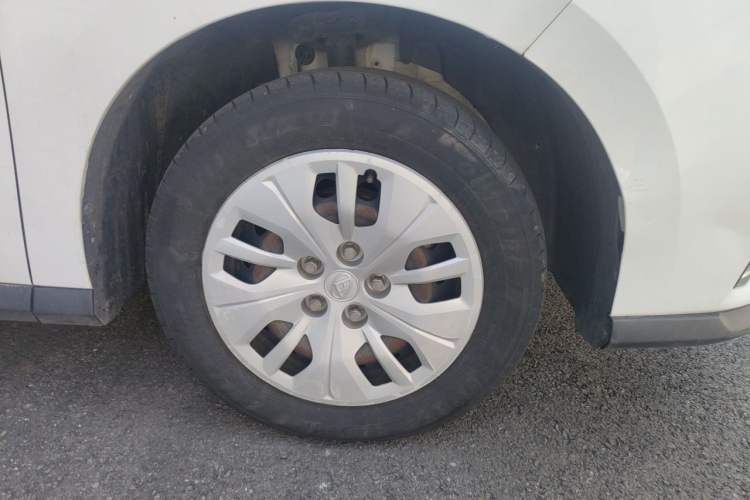 Used SAIC MAXUS G50 2021 1.5T Manual Comfort A Right Front Wheel Hub