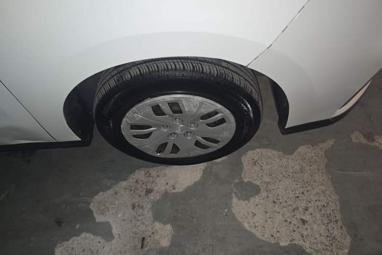 Used SAIC MAXUS G50 2021 1.5T Automatic Chanyou A Right Front Wheel Hub