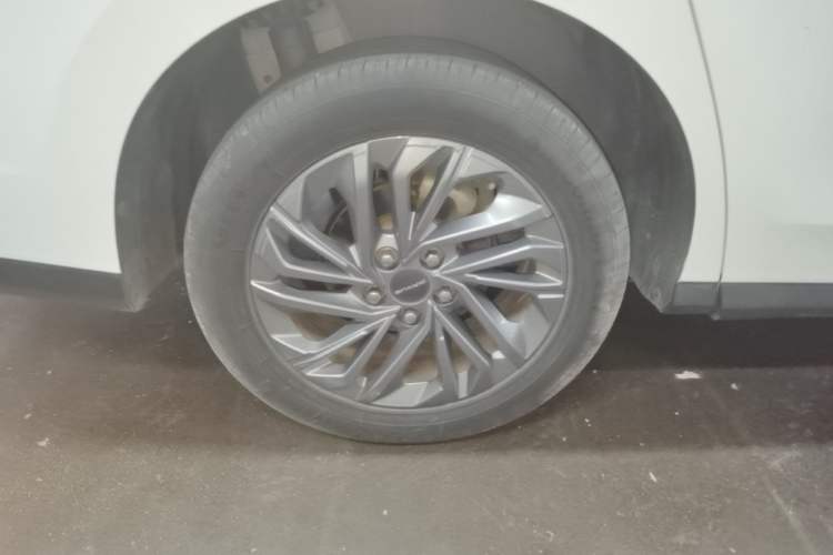 Used SAIC MAXUS G50 2021 PLUS 1.5T Automatic Cruise Version Right Rear Wheel Hub