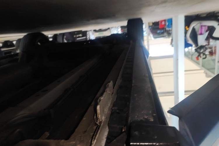 Used SAIC MAXUS G50 2021 PLUS 1.5T Automatic Pilot Edition Right Side Sill