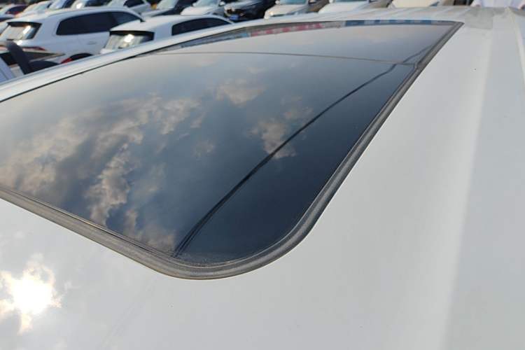 Used SAIC MAXUS G50 2021 PLUS 1.5T Automatic Cruise Version Roof