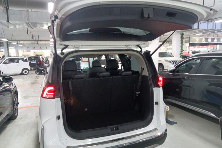 Used SAIC MAXUS G50 2021 PLUS 1.5T Automatic Cruise Version Trunk