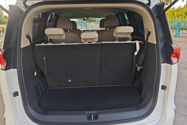 Used SAIC MAXUS G50 2021 1.5T Manual Comfort A Trunk