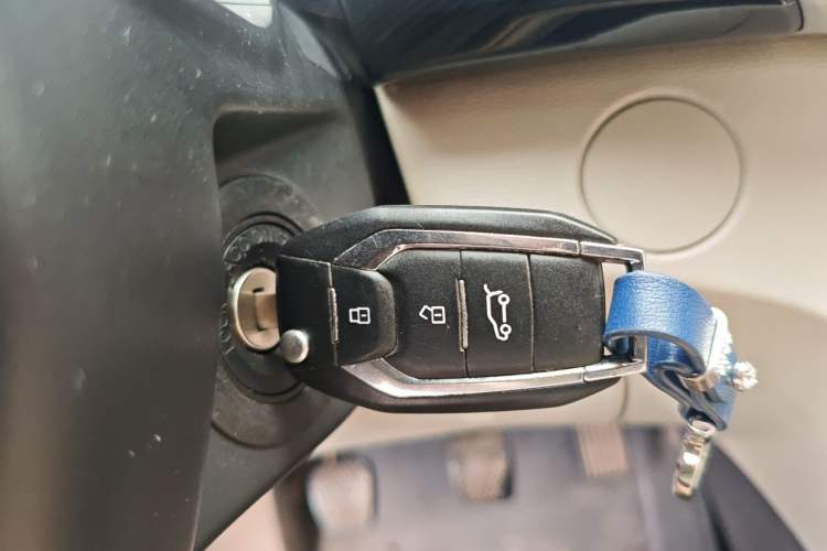 Used SAIC MAXUS G50 2021 1.5T Manual Comfort A Vehicle Key