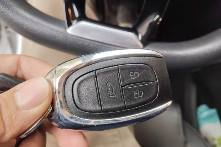 Used SAIC MAXUS G50 2021 PLUS 1.5T Automatic Navigation Version Vehicle Key