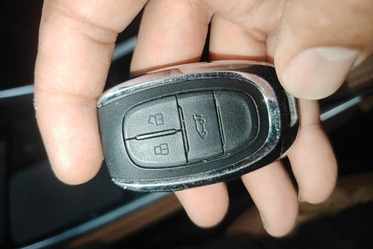 Used SAIC MAXUS G50 2021 PLUS 1.5T Automatic Travel Edition Vehicle Key