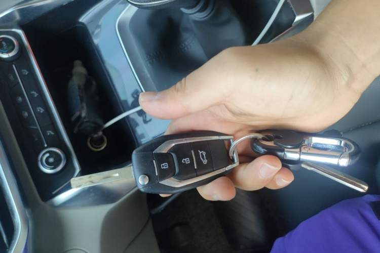 Used SAIC MAXUS G50 2021 1.5T Manual Comfort A Vehicle Key