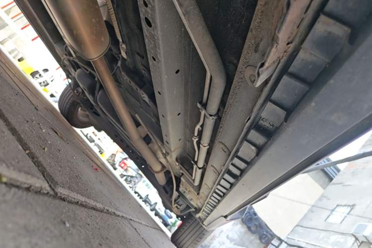 Used SAIC MAXUS G50 2022 1.5T Manual Comfort B Chassis Front Left