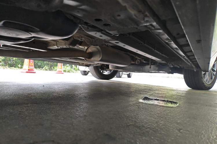 Used SAIC MAXUS G50 2022 1.5T Automatic Comfort Touring B Chassis Rear Right