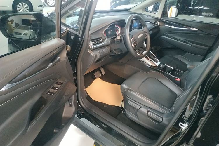 Used SAIC MAXUS G50 2022 1.5T Automatic Comfort Touring B Driver Seat