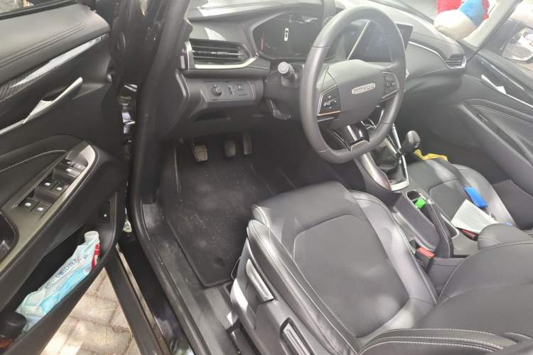 Used SAIC MAXUS G50 2022 1.5T Manual Comfort B Driver Seat