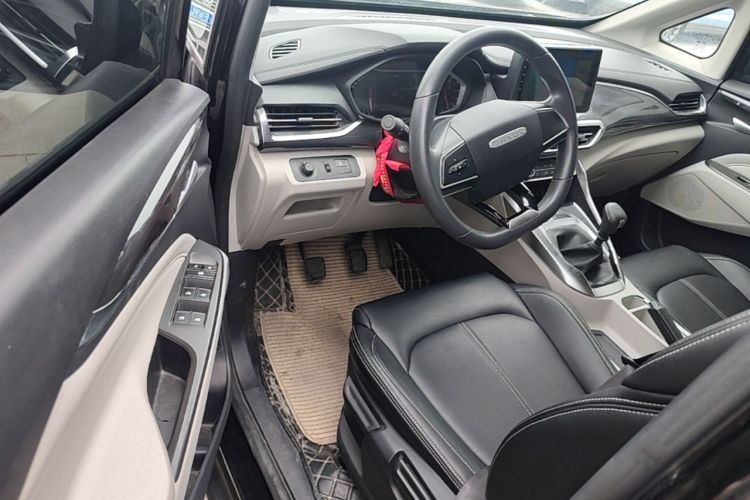 Used SAIC MAXUS G50 2022 1.5T Manual Touring A Driver Seat