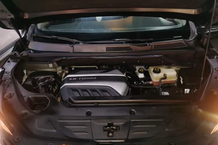 Used SAIC MAXUS G50 2022 1.5T Automatic Comfort Touring B Engine Bay