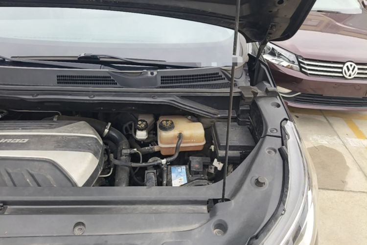 Used SAIC MAXUS G50 2022 1.5T Manual Comfort B Engine Bay Left