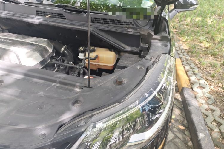 Used SAIC MAXUS G50 2022 1.5T Manual Comfort B Engine Bay Left