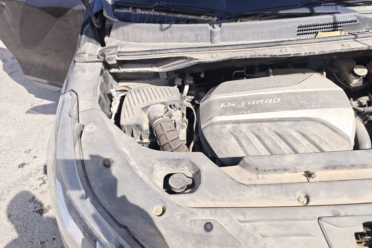Used SAIC MAXUS G50 2022 1.5T Automatic Comfort Touring B Engine Bay Right