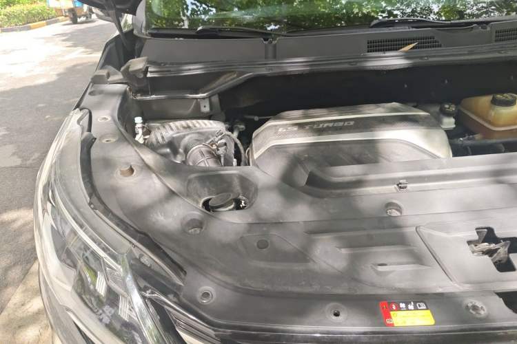 Used SAIC MAXUS G50 2022 1.5T Manual Comfort B Engine Bay Right