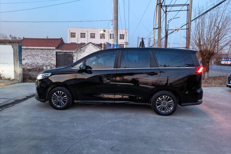 Used SAIC MAXUS G50 2022 1.5T Automatic Comfort Touring B Exterior 5