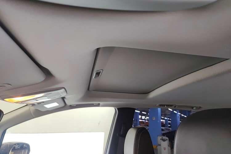 Used SAIC MAXUS G50 2022 1.5T Automatic Comfort Touring B Headliner