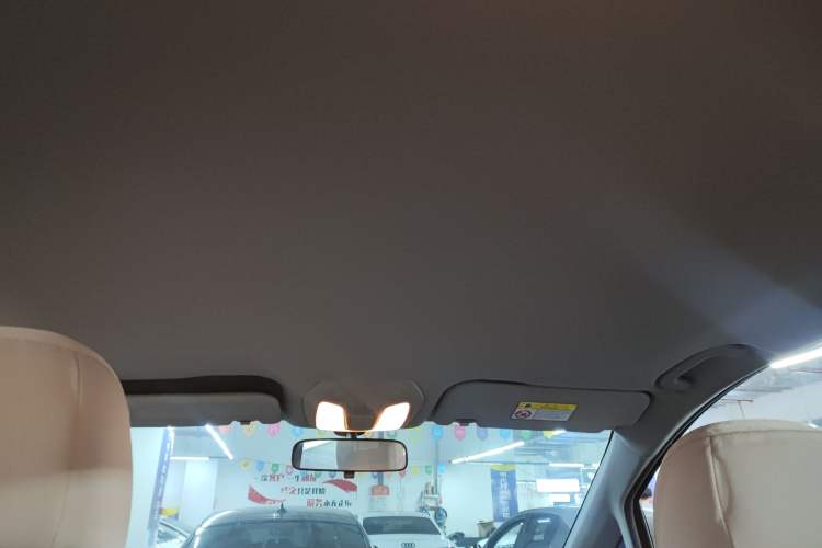 Used SAIC MAXUS G50 2022 1.5T Automatic Comfort Touring A Headliner