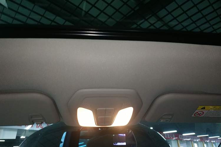 Used SAIC MAXUS G50 2022 1.5T Automatic Comfort Touring B Headliner