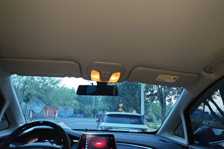 Used SAIC MAXUS G50 2022 1.5T Manual Comfort B Headliner