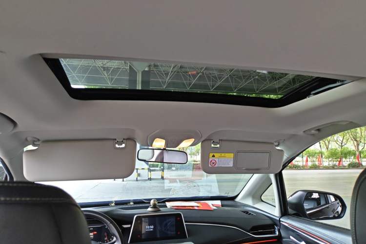 Used SAIC MAXUS G50 2022 1.5T Automatic Comfort Touring B Headliner