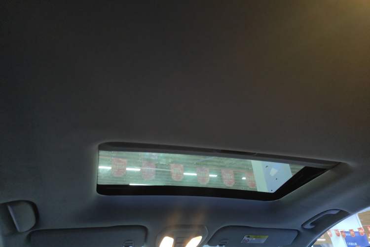Used SAIC MAXUS G50 2022 1.5T Automatic Comfort Touring B Headliner