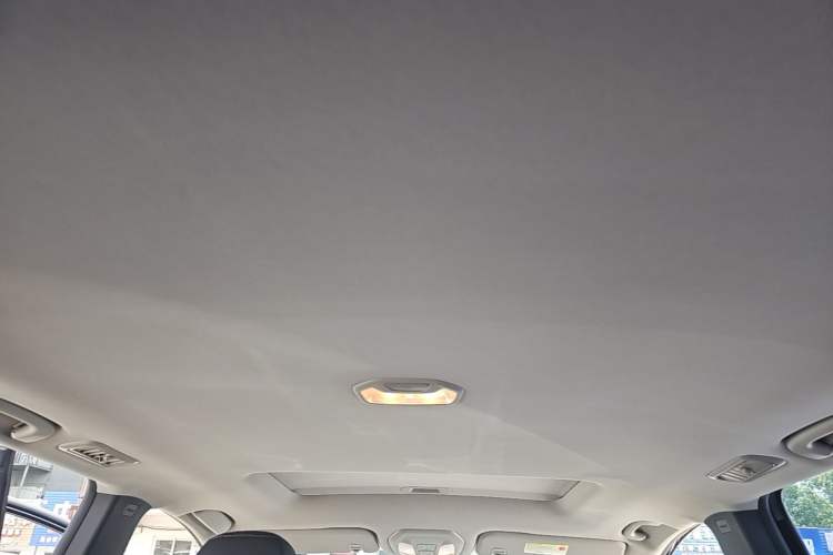 Used SAIC MAXUS G50 2022 1.5T Automatic Comfort Touring B Headliner