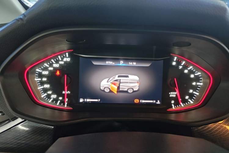Used SAIC MAXUS G50 2022 1.5T Automatic Comfort Touring A Instrument Cluster