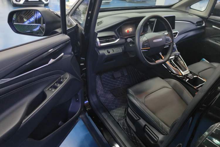 Used SAIC MAXUS G50 2022 1.5T Automatic Comfort Touring B Interior 2