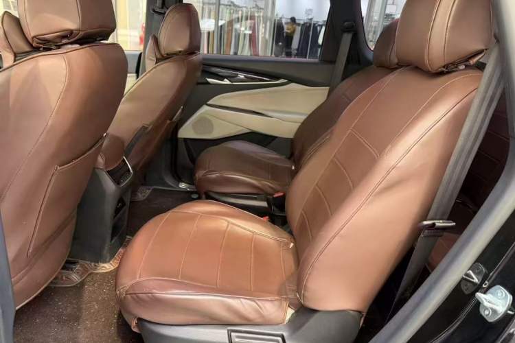 Used SAIC MAXUS G50 2022 1.5T Automatic Comfort Touring A Interior 3