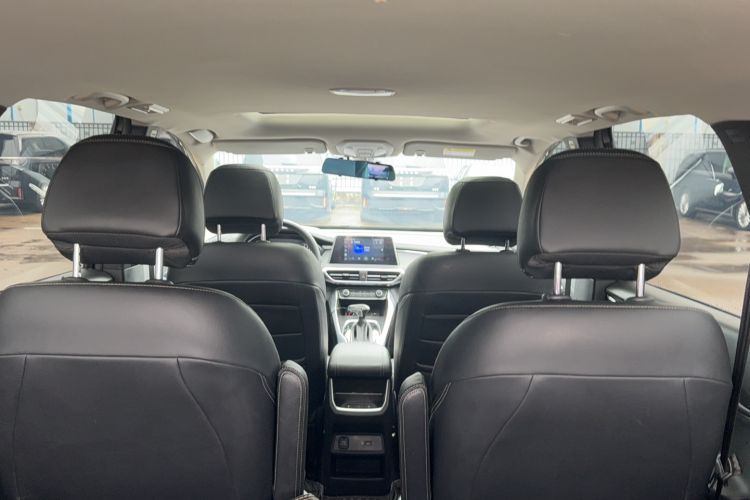 Used SAIC MAXUS G50 2022 1.5T Automatic Comfort Touring B Interior 5