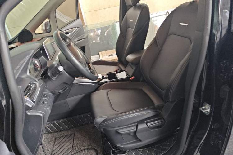 Used SAIC MAXUS G50 2022 1.5T Automatic Comfort Touring B Left Front Seat