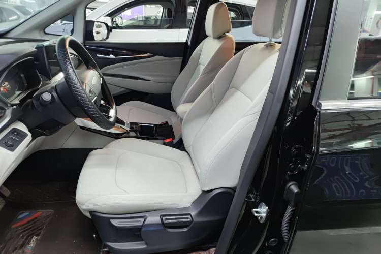Used SAIC MAXUS G50 2022 1.5T Automatic Comfort Touring A Left Front Seat