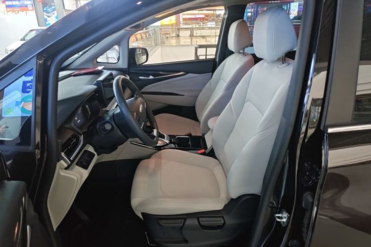 Used SAIC MAXUS G50 2022 1.5T Automatic Comfort Touring A Left Front Seat