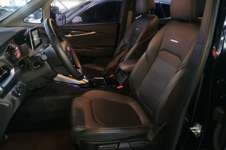 Used SAIC MAXUS G50 2022 1.5T Automatic Comfort Touring B Left Front Seat
