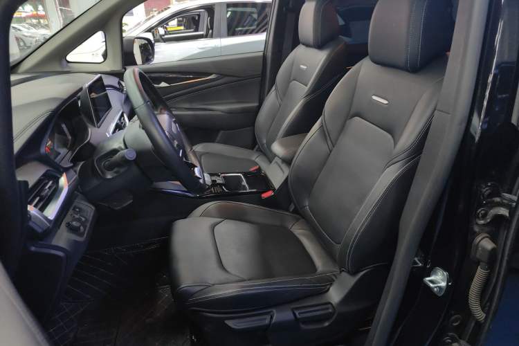Used SAIC MAXUS G50 2022 1.5T Automatic Comfort Touring B Left Front Seat