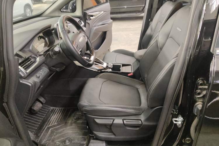 Used SAIC MAXUS G50 2022 1.5T Automatic Comfort Touring B Left Front Seat
