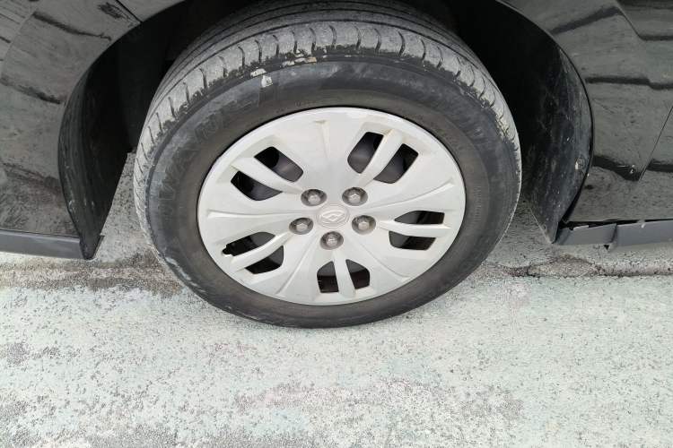 Used SAIC MAXUS G50 2022 1.5T Automatic Comfort Touring A Left Front Wheel Hub