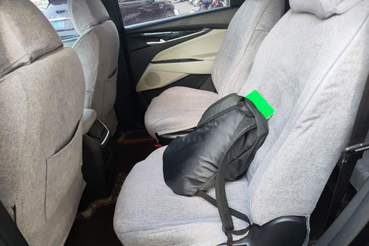 Used SAIC MAXUS G50 2022 1.5T Manual Touring A Left Rear Seat