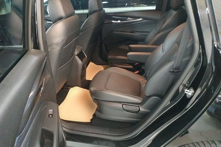 Used SAIC MAXUS G50 2022 1.5T Automatic Comfort Touring B Left Rear Seat