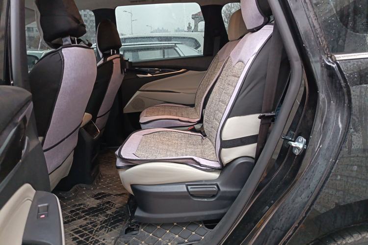 Used SAIC MAXUS G50 2022 1.5T Manual Touring A Left Rear Seat