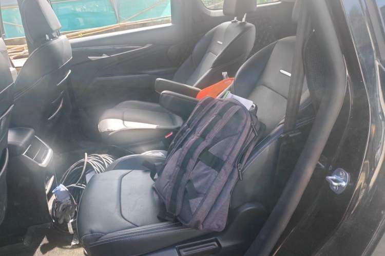 Used SAIC MAXUS G50 2022 1.5T Automatic Comfort Touring B Left Rear Seat