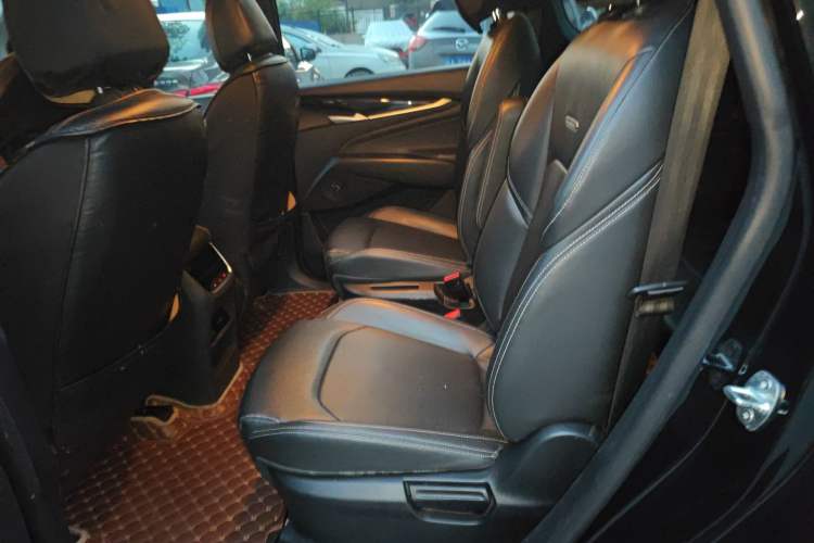 Used SAIC MAXUS G50 2022 1.5T Manual Comfort B Left Rear Seat
