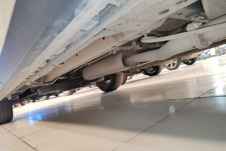 Used SAIC MAXUS G50 2022 1.5T Manual Comfort B Left Side Sill