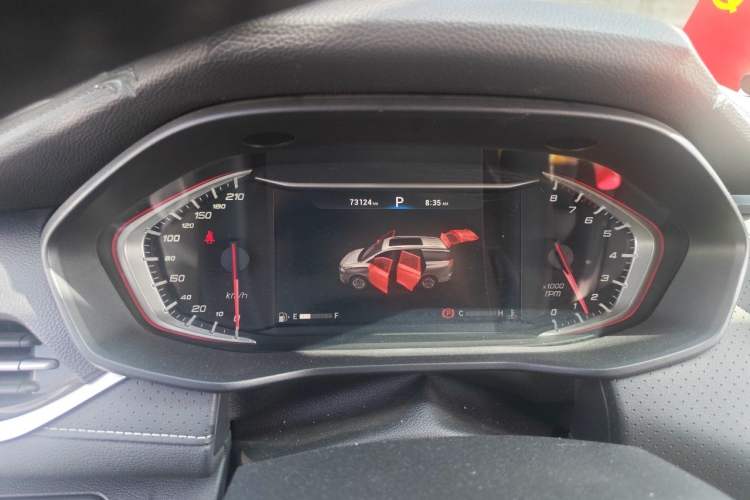 Used SAIC MAXUS G50 2022 1.5T Automatic Comfort Touring B Odometer Close Up