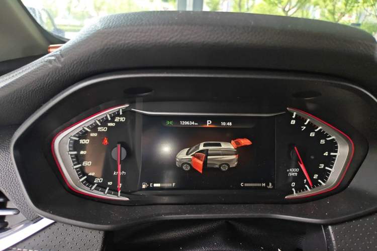 Used SAIC MAXUS G50 2022 1.5T Automatic Comfort Touring B Odometer Close Up